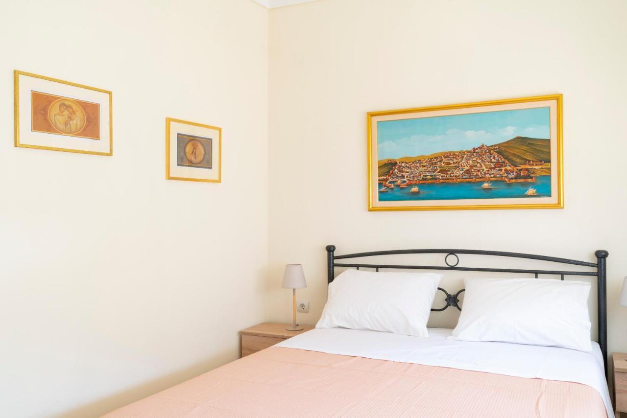 ניאה מודאניה Alexandros Maisonettes & Apartments מראה חיצוני תמונה