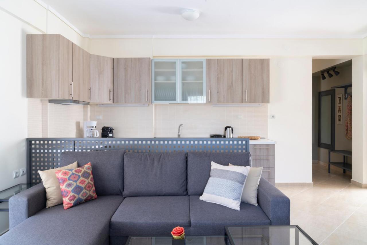 ניאה מודאניה Alexandros Maisonettes & Apartments מראה חיצוני תמונה