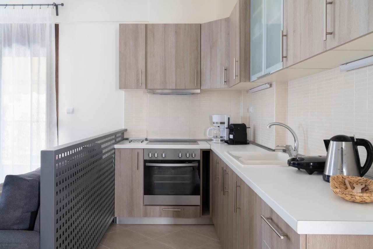 ניאה מודאניה Alexandros Maisonettes & Apartments מראה חיצוני תמונה