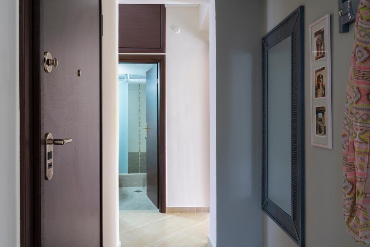 ניאה מודאניה Alexandros Maisonettes & Apartments מראה חיצוני תמונה